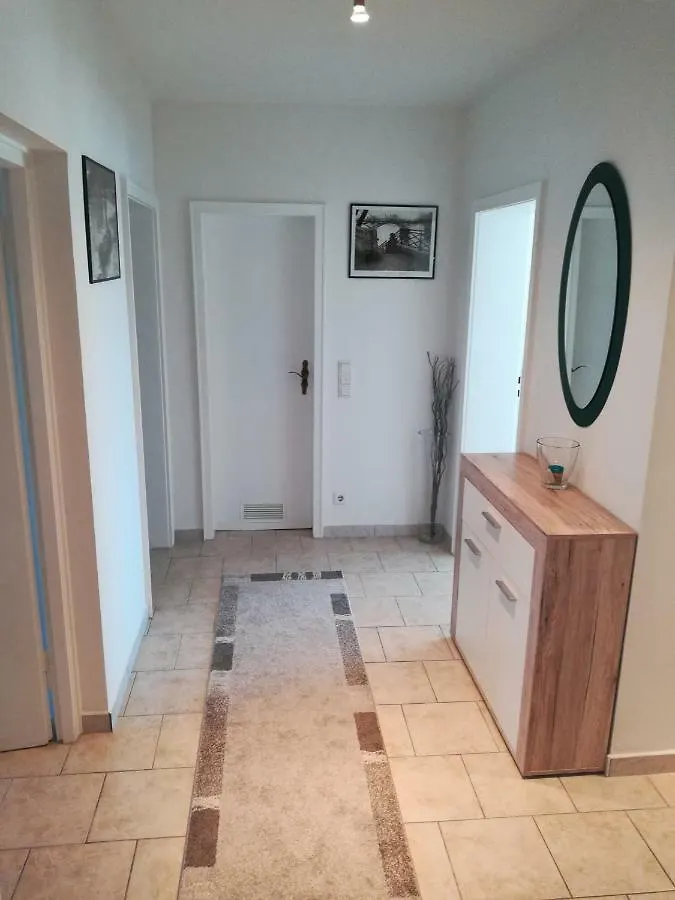 アパート Ferien - Und Messewohnung Am Stadtpark ニュルンベルク